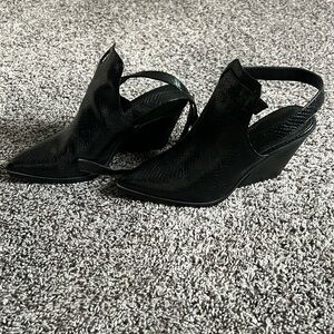 Express black pointy black bootie w/open heel SZ 7